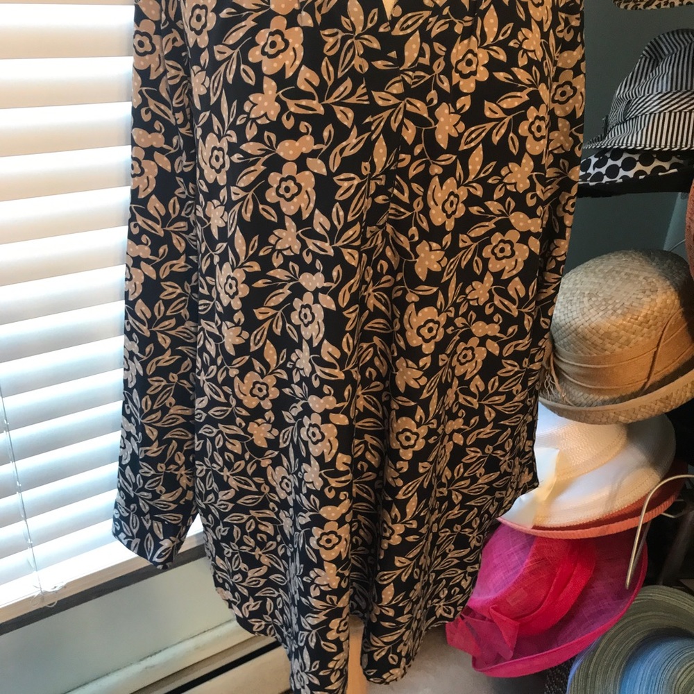 Long pretty top - Picture 4 of 5